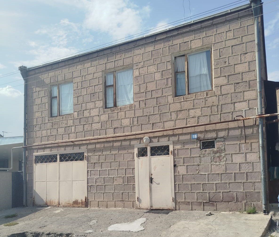 Араратская область, община Айнтап, 3-я улица 18